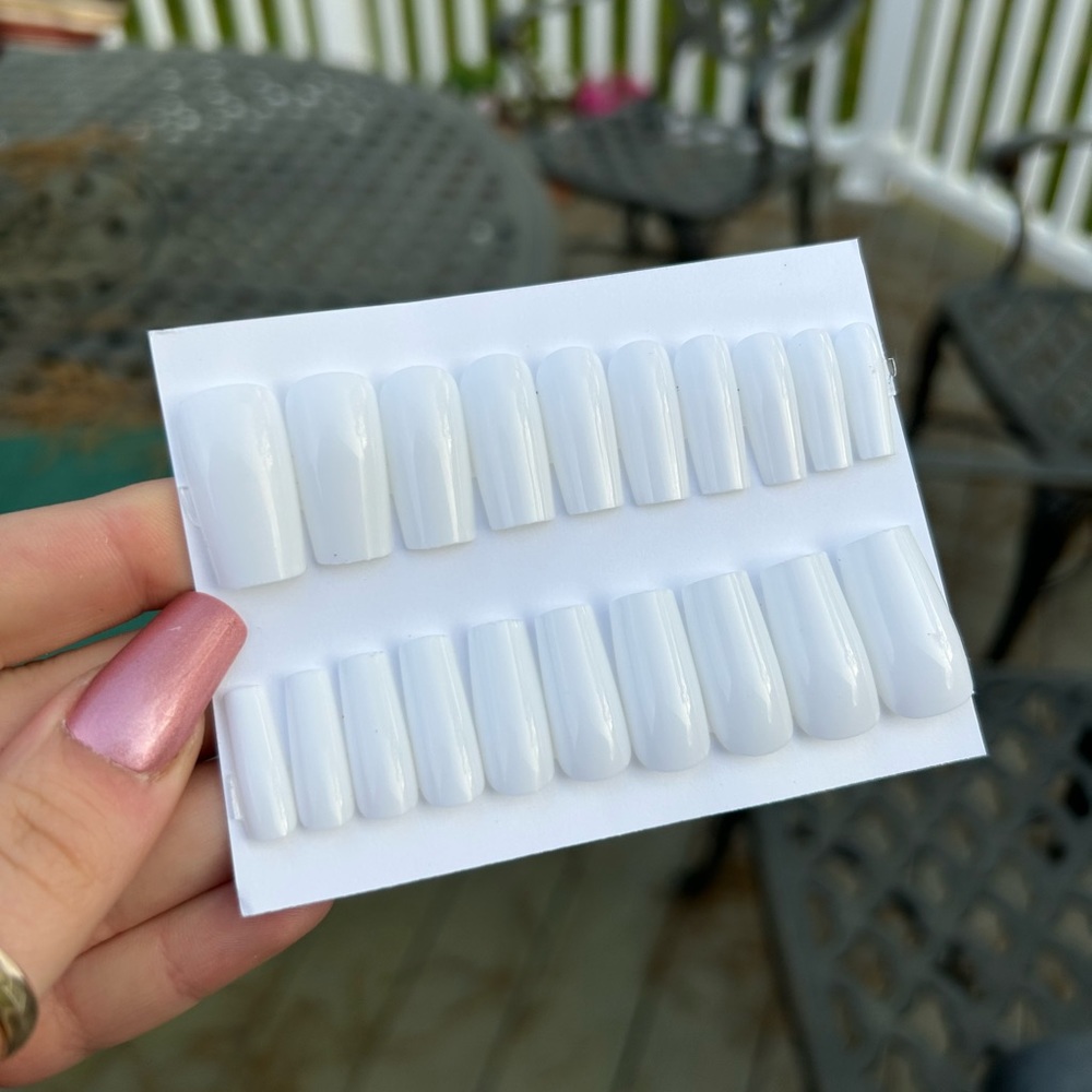 White Press On Nails